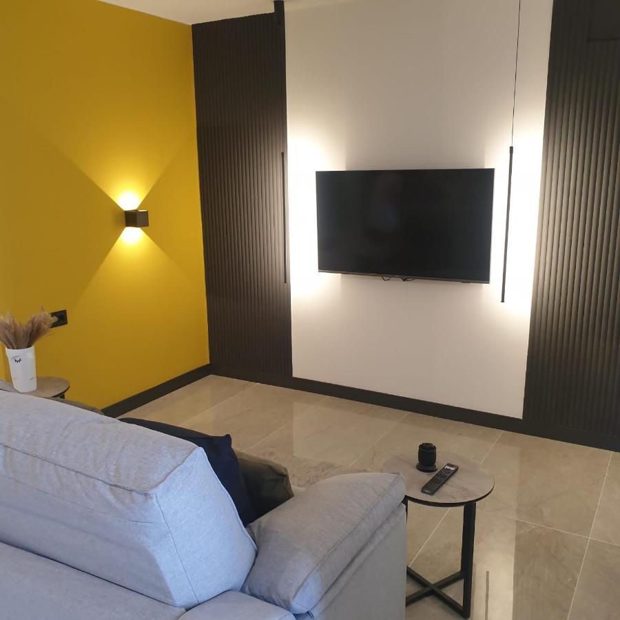 Urbanlux Olimpia Familiar Apartment Albacete Bagian luar foto