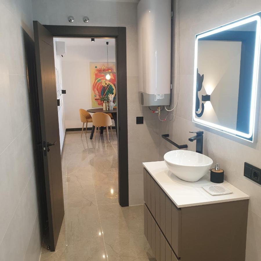 Urbanlux Olimpia Familiar Apartment Albacete Bagian luar foto